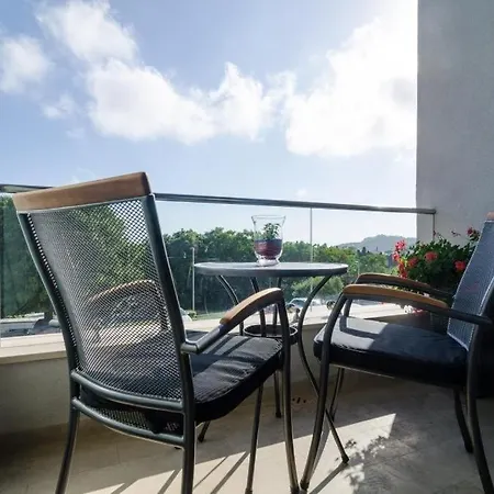Zoomzoom Apartment